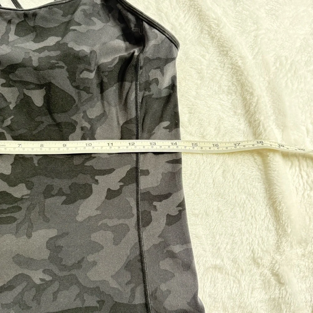Lululemon Camo Tank Top Size 8 Criss Cross Back